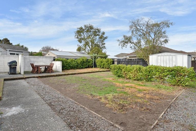 Photo of property in 321 Lake Terrace Road, Shirley, Christchurch, 8061
