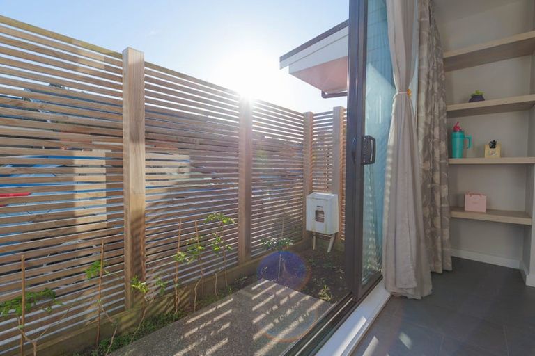 Photo of property in 2/60 Broderick Road, Johnsonville, Wellington, 6037