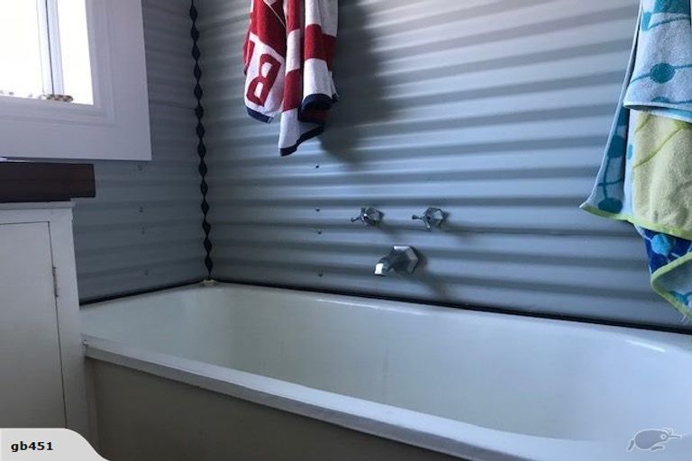 Photo of property in 10 Jervois Street, New Brighton, Christchurch, 8061