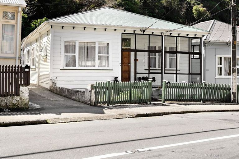Photo of property in 176 Aro Street, Aro Valley, Wellington, 6021