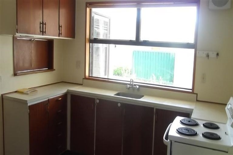 Photo of property in 1/16 Guthrie Road, Havelock North, 4130