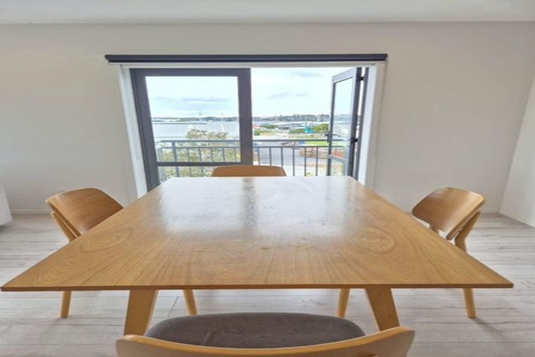 Photo of property in 3a/10 Crown Lynn Place, New Lynn, Auckland, 0600