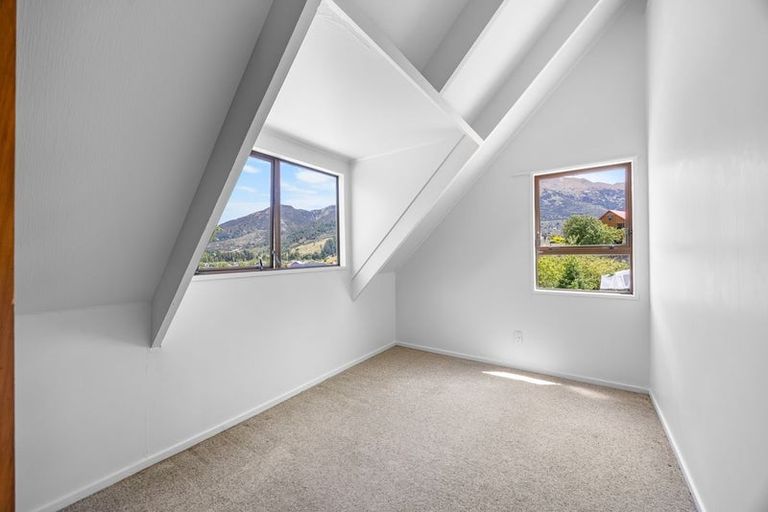 Photo of property in 133 Noema Terrace, Lake Hawea, 9382