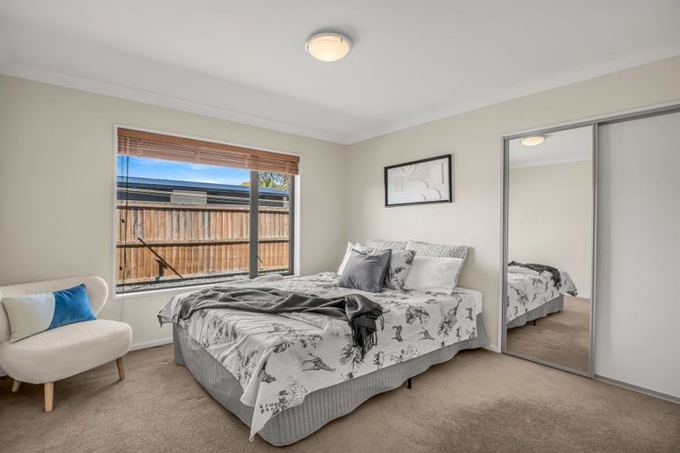 Photo of property in 2 Jadewynn Place, Halswell, Christchurch, 8025