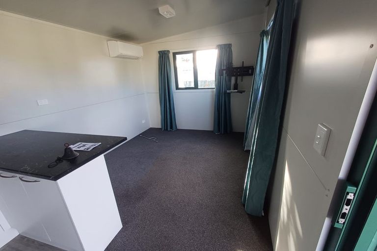 Photo of property in 28 Russell Road, Fairy Springs, Rotorua, 3015