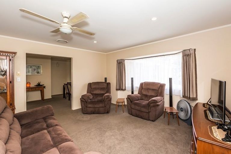 Photo of property in 168 Queen Street, Waiuku, 2123