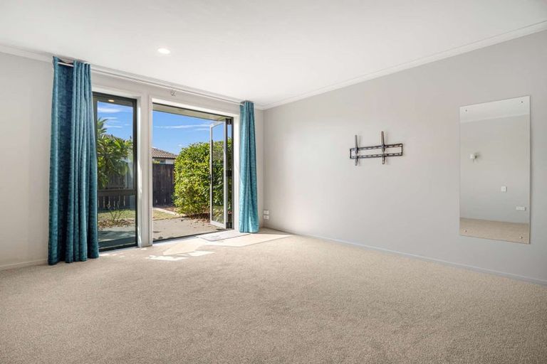Photo of property in 5 Barbary Close, Wharewaka, Taupo, 3330