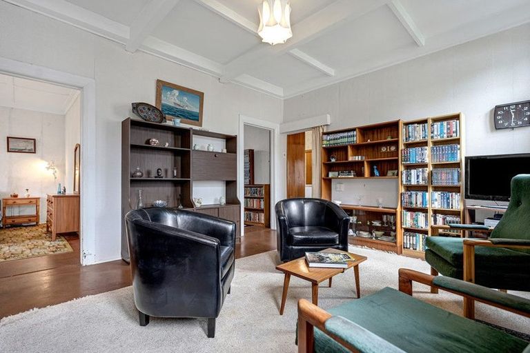 Photo of property in 16 Egremont Street, Belmont, Auckland, 0622