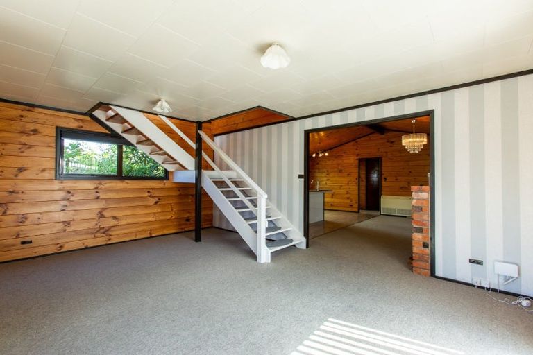 Photo of property in 2 Hunter Street, Dannevirke, 4930