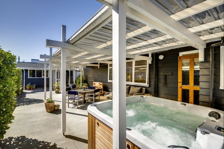 Photo of property in 700 Rainbow Avenue, Parkvale, Hastings, 4122