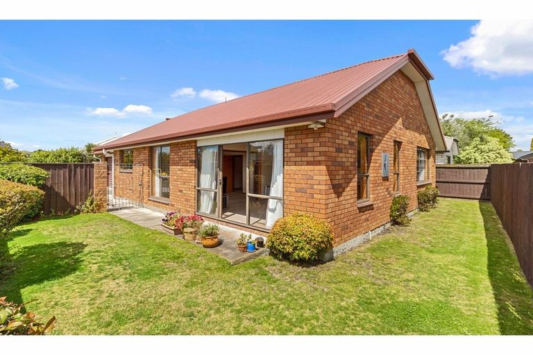 Photo of property in 1/92 Patterson Terrace, Halswell, Christchurch, 8025