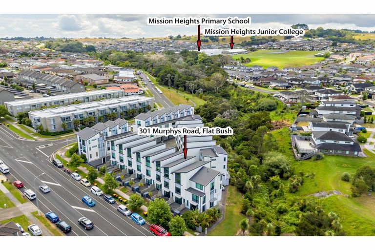 Photo of property in 301 Murphys Road, Flat Bush, Auckland, 2019