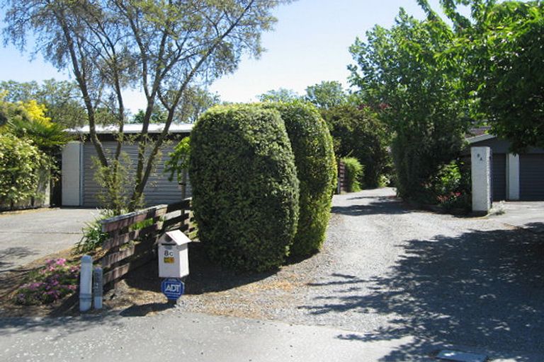Photo of property in 8c Leeman Place, Redwood, Christchurch, 8051
