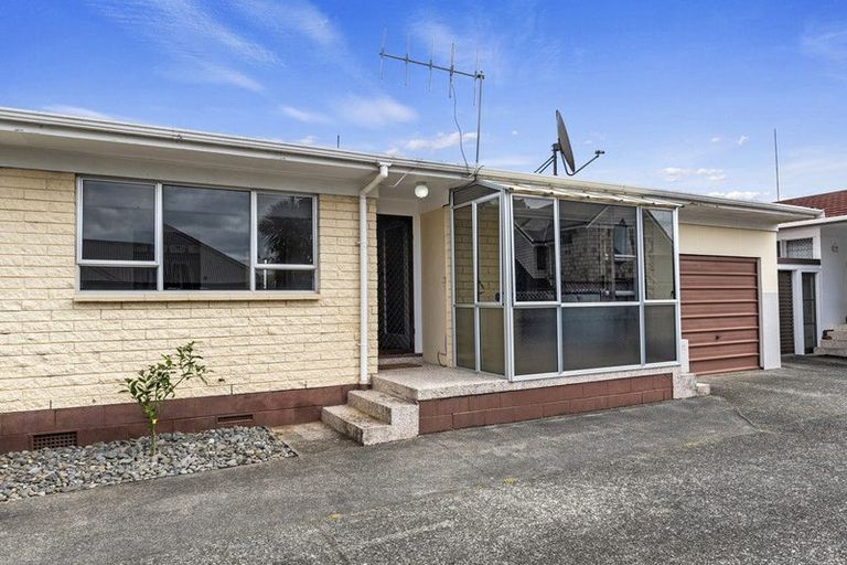 Photo of property in 4/17 Princes Street, Kensington, Whangarei, 0112