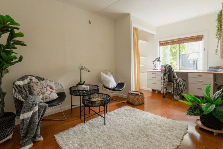 Photo of property in 137 Hinemoa Street, Birkenhead, Auckland, 0626