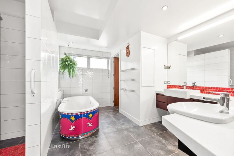 Photo of property in 88 Marine Parade, Paraparaumu Beach, Paraparaumu, 5032