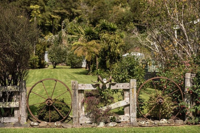 Photo of property in 26 Tapu Coroglen Road, Tapu, Thames, 3575