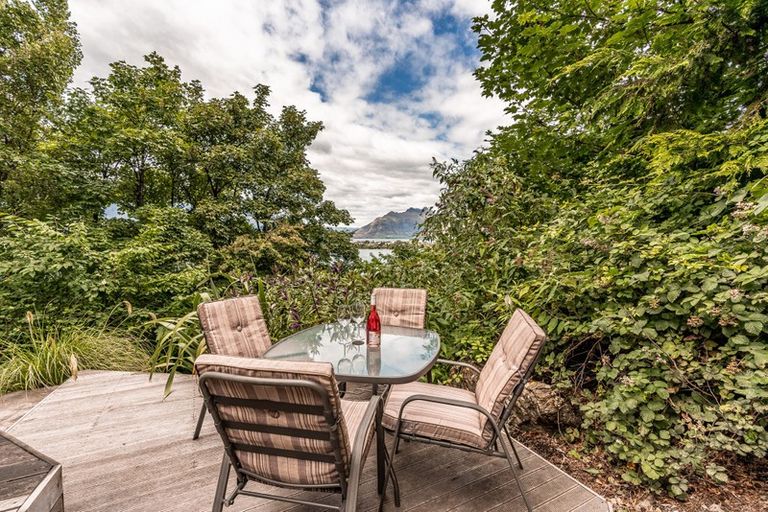 Photo of property in 12a Maxwell Place, Queenstown, 9300