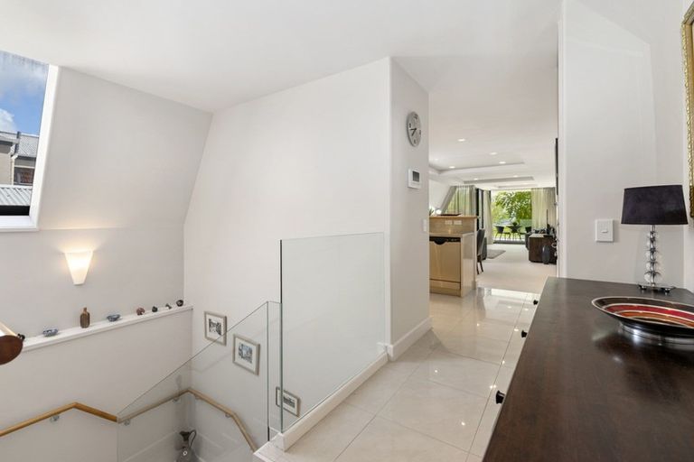 Photo of property in 1152 Whakaue Street, Rotorua, 3010