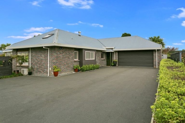 Photo of property in 30 Sheridan Crescent, Leamington, Cambridge, 3432