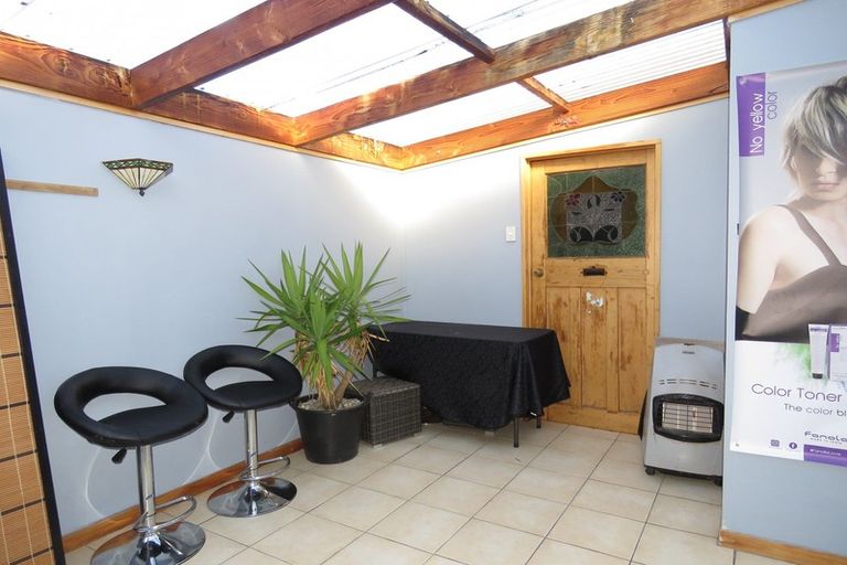 Photo of property in 34 Disraeli Street, Westport, 7825