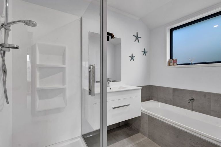 Photo of property in 6 The Terrace, Bell Block, New Plymouth, 4312