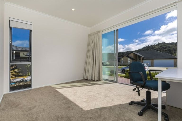 Photo of property in 15 Fruitlands Road, Kumeu, 0810