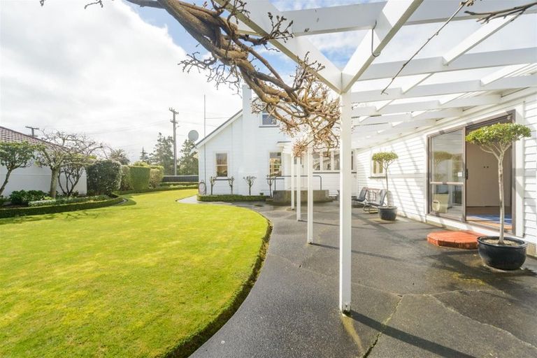 Photo of property in 23 Follett Street, Marton, 4710