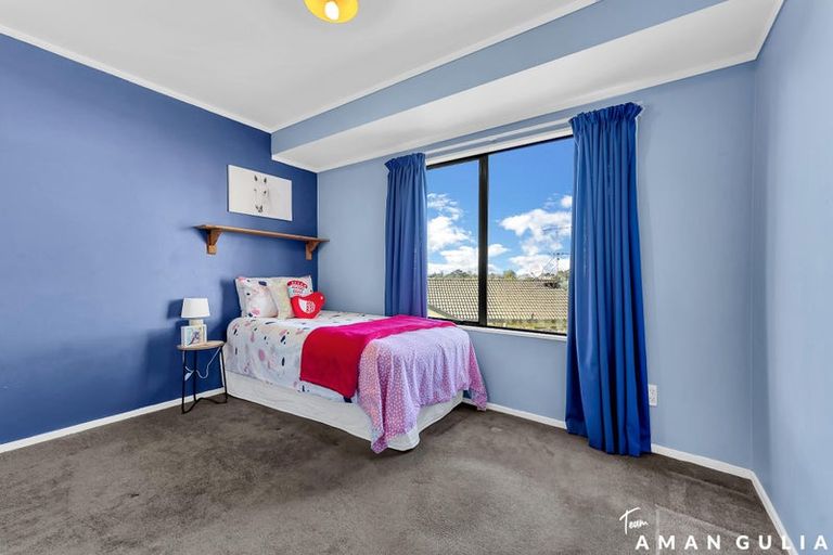 Photo of property in 47 Patts Avenue, Glendene, Auckland, 0602