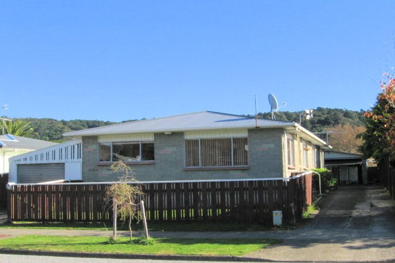 Photo of property in 23b Momona Street, Wainuiomata, Lower Hutt, 5014