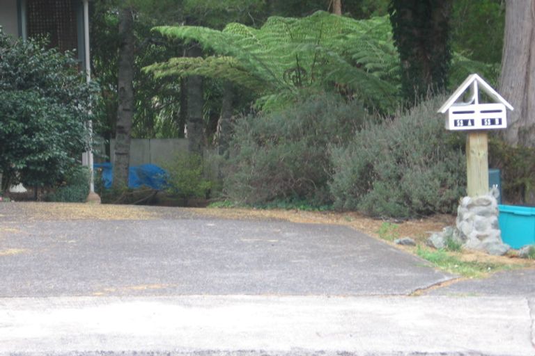 Photo of property in 52 Hiwihau Place, Glenfield, Auckland, 0629