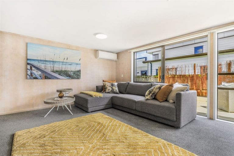 Photo of property in 139 Harbourside Drive, Karaka, Papakura, 2113