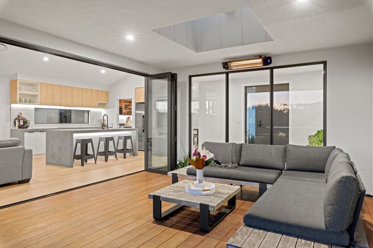 Photo of property in 43 Hotere Street, Rangiora, 7400