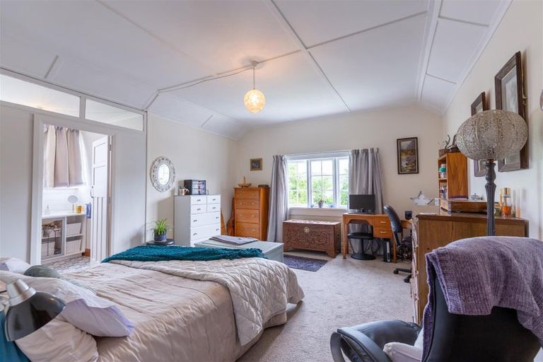 Photo of property in 17 Rhodes Street, Waimate, 7924