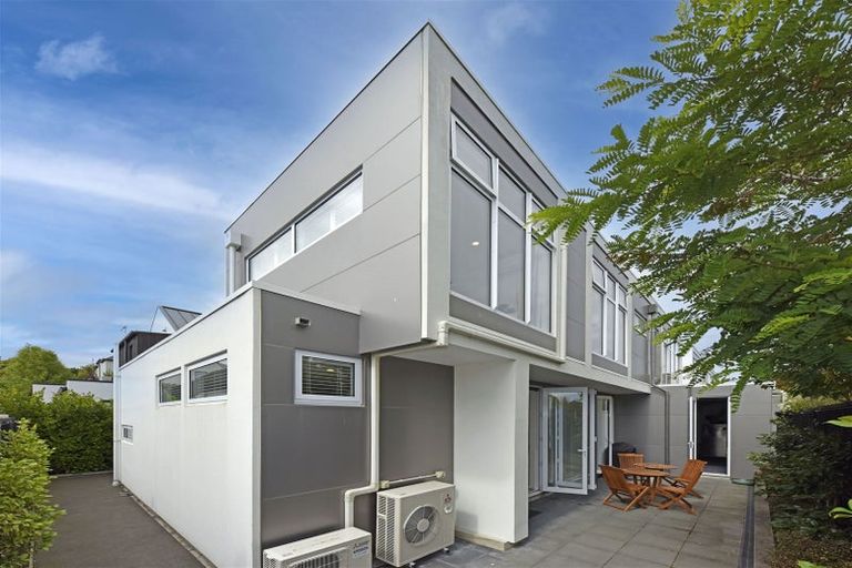Photo of property in 14a Exeter Street, Merivale, Christchurch, 8014