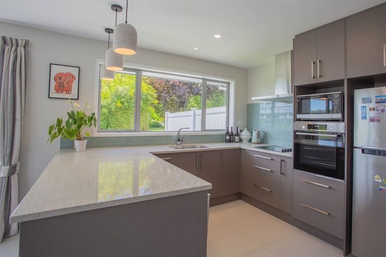 Photo of property in 25 Haughey Drive, Mairehau, Christchurch, 8052