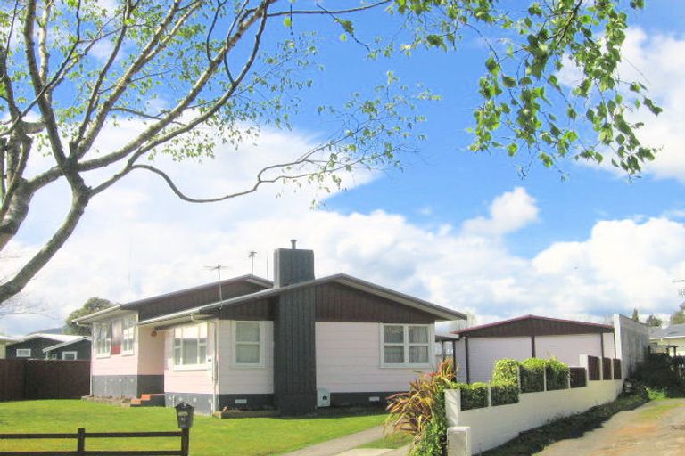 Photo of property in 9 Byron Grove, Owhata, Rotorua, 3010