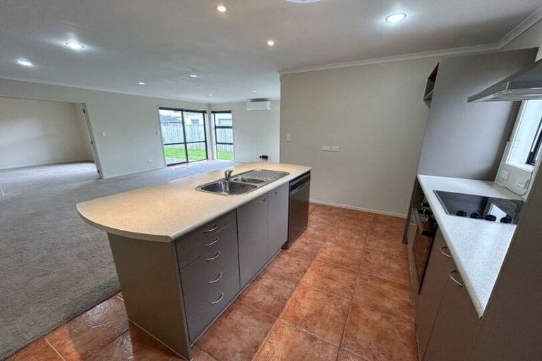 Photo of property in 358 One Tree Point Road, One Tree Point, 0118