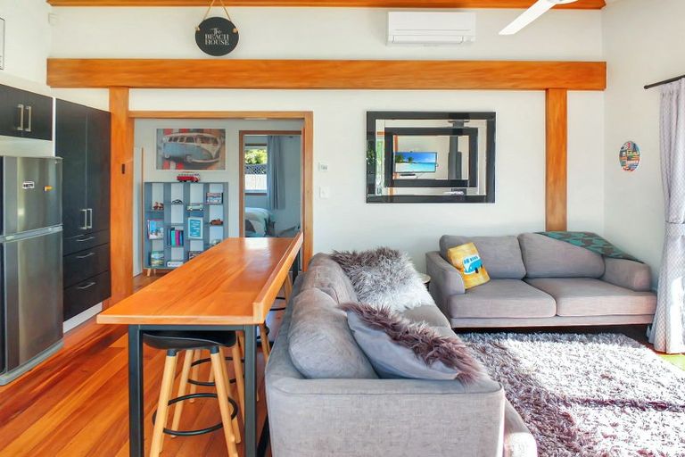 Photo of property in 8a Te Awa Street, Foxton Beach, Foxton, 4815