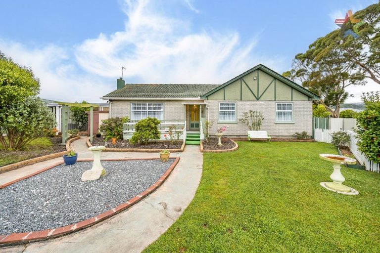 Photo of property in 2 Mohaka Street, Wainuiomata, Lower Hutt, 5014