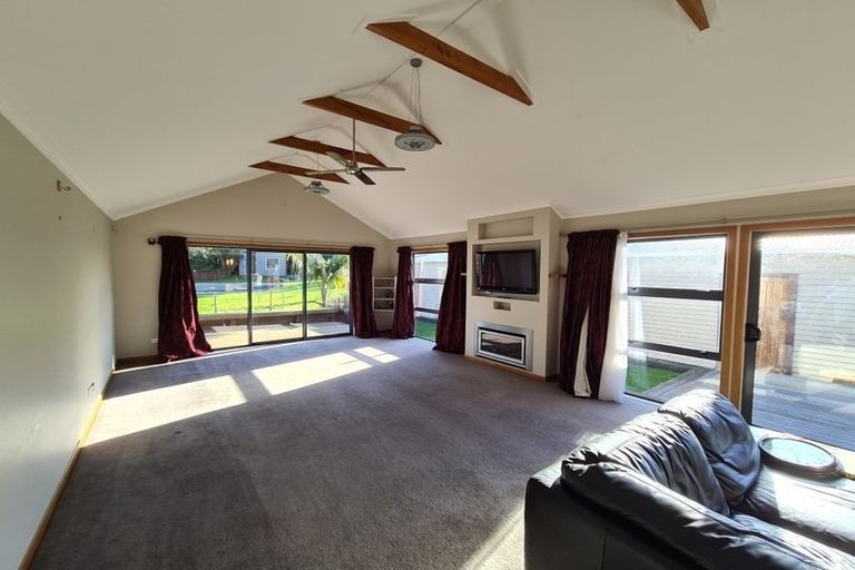 Photo of property in 36 Fitzroy Road, Fitzroy, New Plymouth, 4312