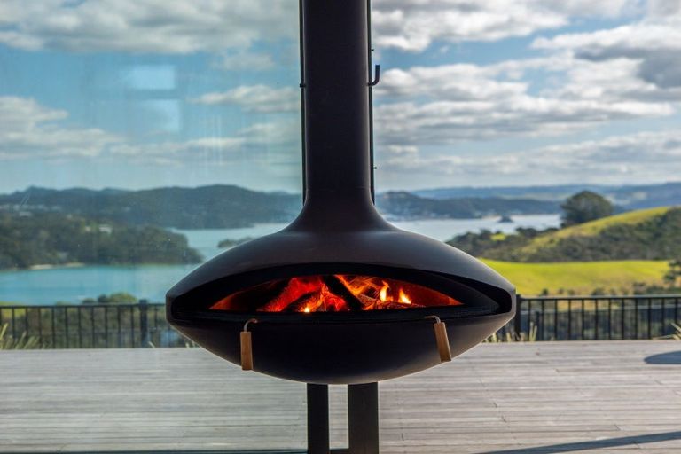 Photo of property in 58 Te Akau Drive, Russell, 0272