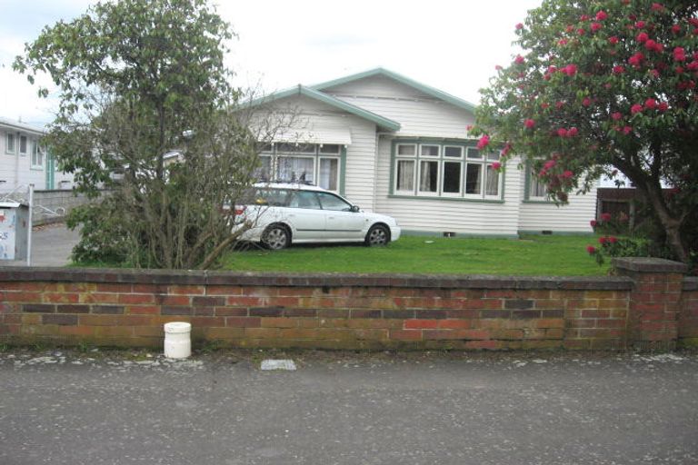 Photo of property in 355 College Street, West End, Palmerston North, 4410