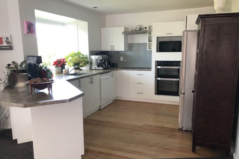 Photo of property in 3 Sandringham Place, Bryndwr, Christchurch, 8053