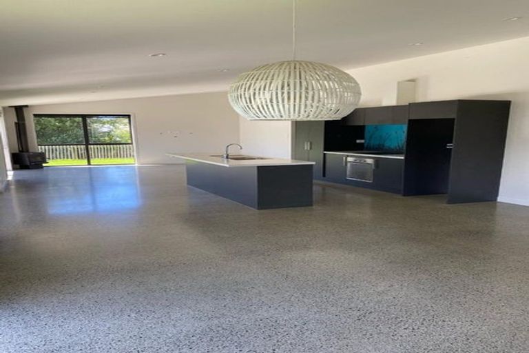 Photo of property in 26 Reel Road, Athenree, Waihi Beach, 3611