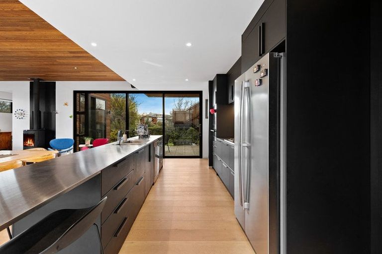 Photo of property in 75 Beacon Point Road, Wanaka, 9305