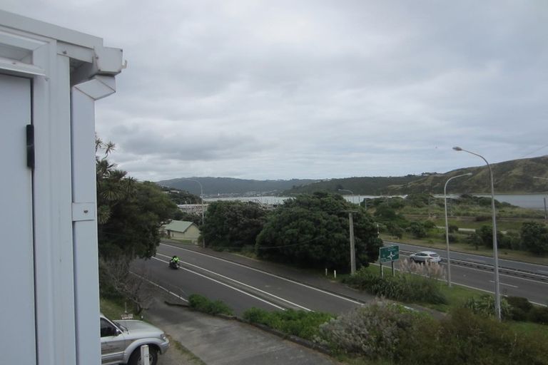 Photo of property in 62 Paremata Crescent, Paremata, Porirua, 5024