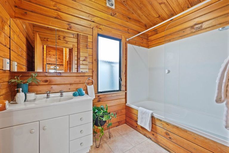 Photo of property in 1/40 Drake Street, Howick, Auckland, 2014