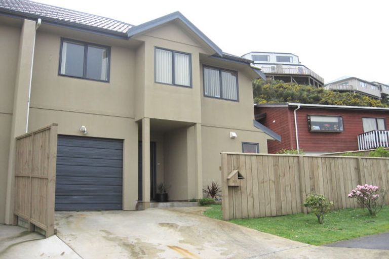 Photo of property in 57 Woodhouse Avenue, Karori, Wellington, 6012