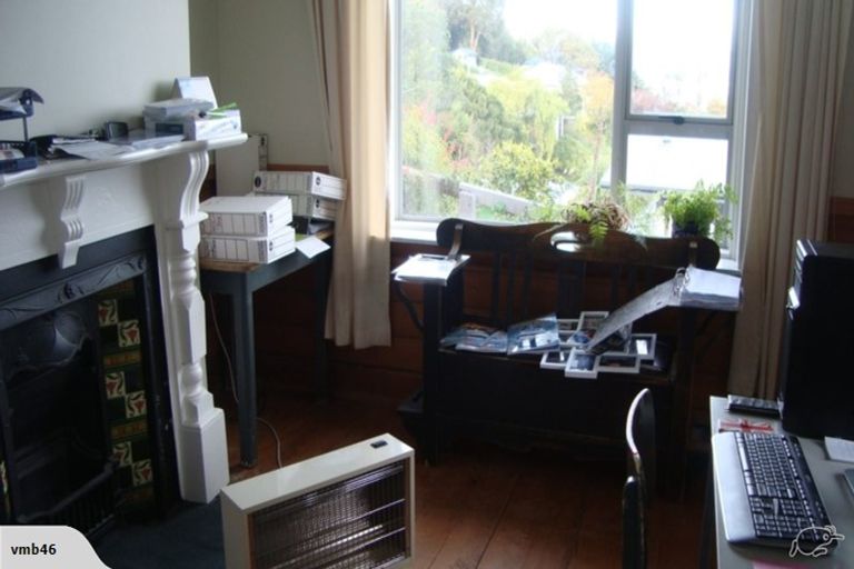 Photo of property in 4 College Road, Lyttelton, 8082